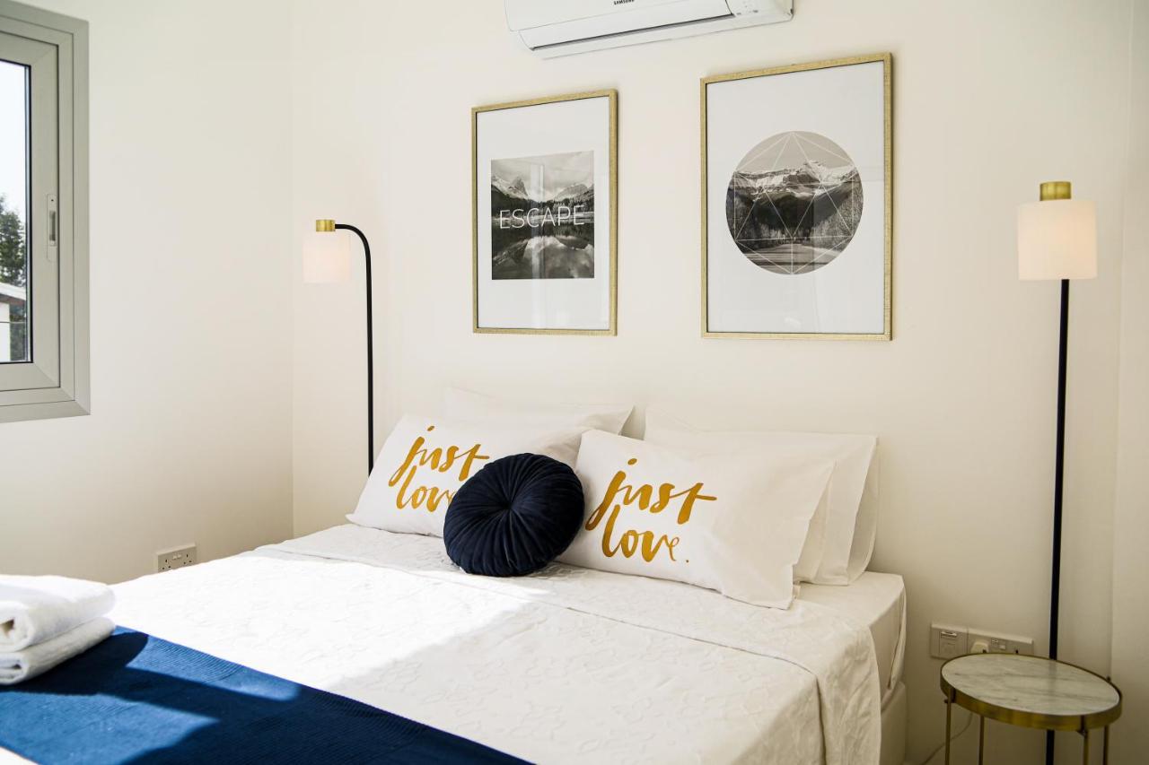 Phaedrus Living: Centre Luxury Flat Esperidon 201 *