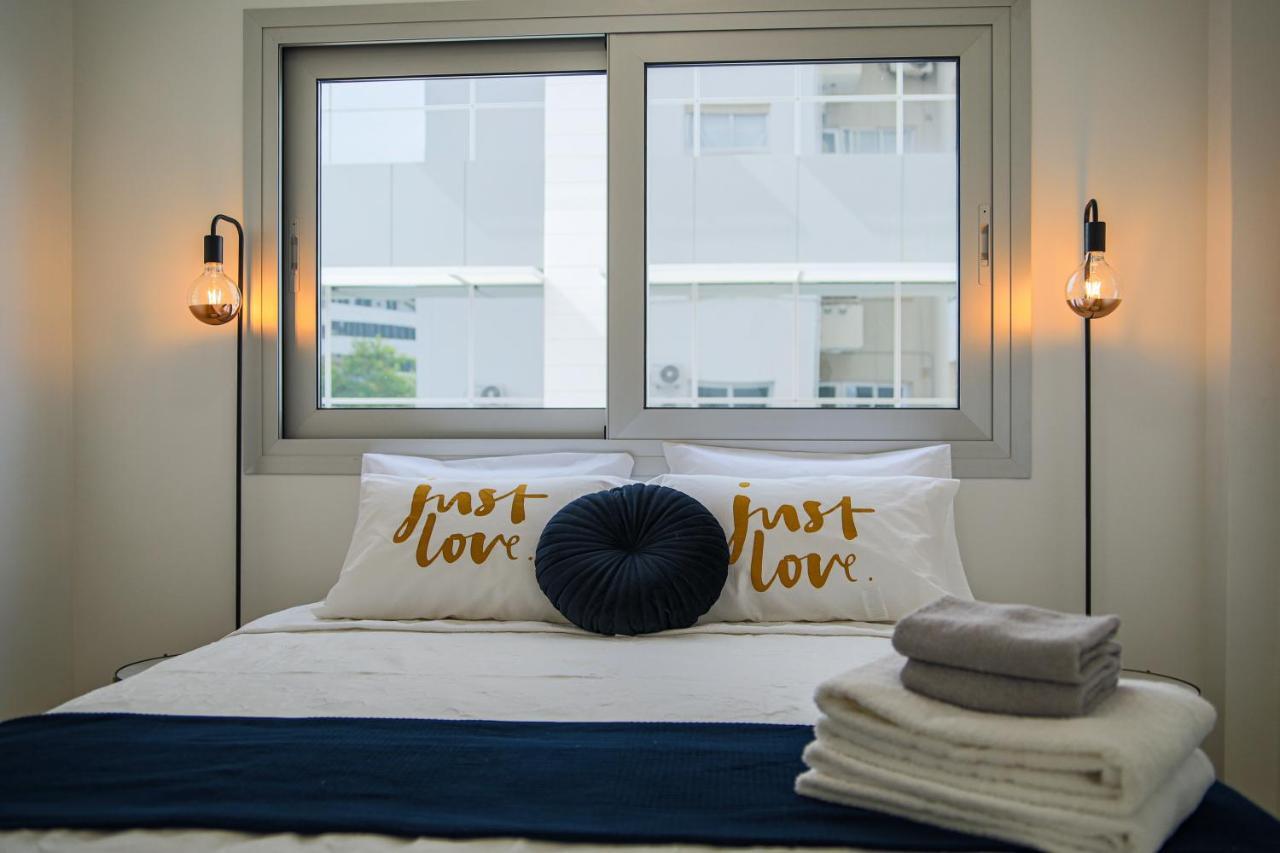 Phaedrus Living: Centre Luxury Flat Esperidon 201 *